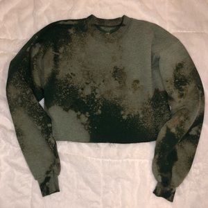 Cropped Bleach Tie Dye Sweatshirt